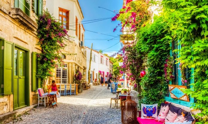 Kuşadası Çeşme Ayvalık Turu 2 Gece Otel Konaklamalı